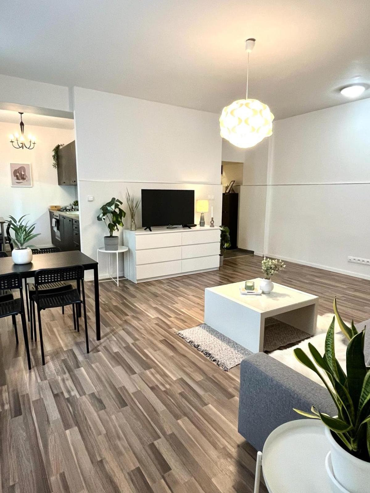 Apartment Adele - Old Town Bratislava Extérieur photo